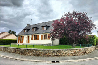  maison st-pierre-des-nids 53370