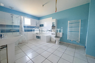  maison st-pierre-des-nids 53370