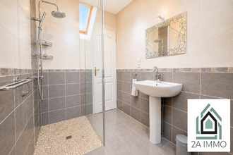  maison st-pierre-roche 63210
