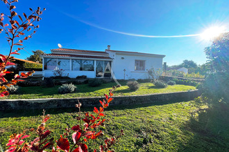  maison st-reverend 85220