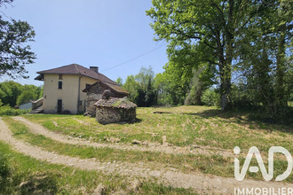  maison st-santin-de-maurs 15600