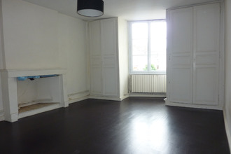  maison st-savin 86310