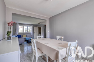  maison stains 93240