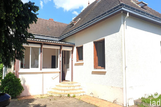  maison ste-catherine-de-fierbois 37800