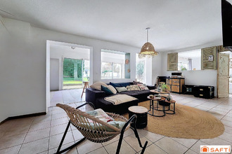  maison ste-euphemie 01600