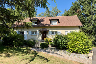  maison surfonds 72370