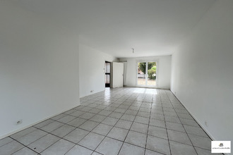  maison sury-pres-lere 18240