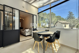  maison taillades 84300