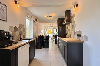  maison taillades 84300