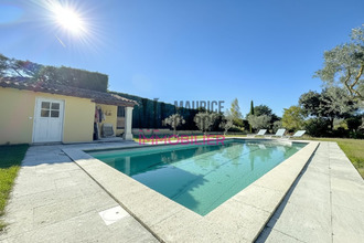  maison taillades 84300