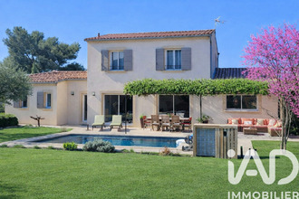  maison taillades 84300