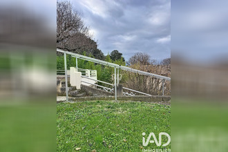  maison taillades 84300