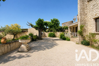  maison taillades 84300