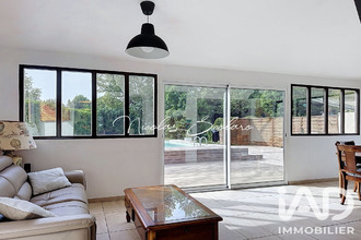  maison taillades 84300