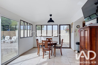 maison taillades 84300