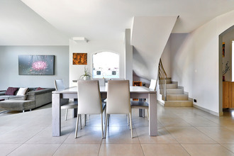  maison taluyers 69440