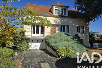  maison thouars 79100