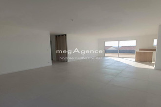  maison toutlemonde 49360