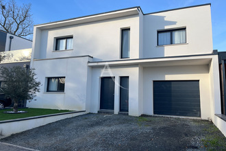  maison trelaze 49800