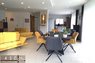  maison trept 38460