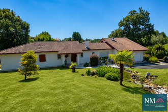  maison urcuit 64990