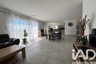  maison uzer 07110