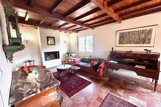  maison uzer 65200