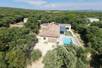  maison uzes 30700