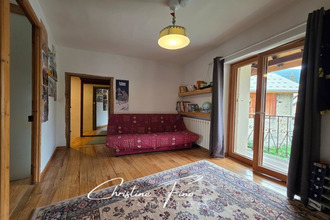  maison val-des-pres 05100