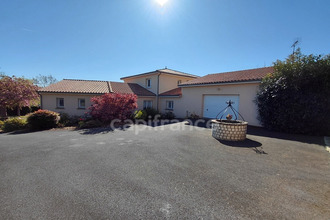  maison valdivienne 86300