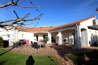  maison vallans 79270