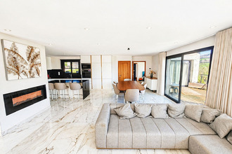  maison valsonne 69170