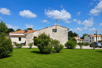  maison varzay 17460