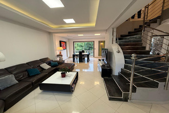  maison vaujours 93410