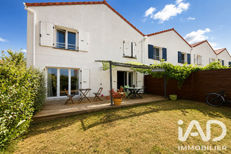  maison vaujours 93410