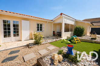  maison vayres 33870