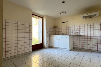  maison velleches 86230