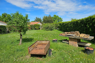  maison vendat 03110
