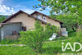  maison verdaches 04140