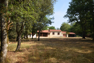  maison vers 46090