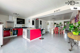  maison vesseaux 07200