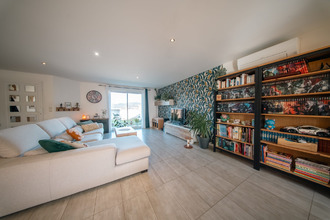  maison vic-le-comte 63270