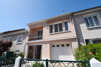  maison vichy 03200