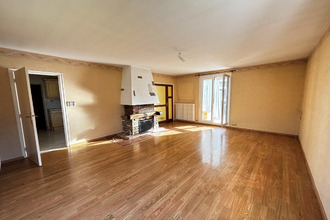  maison vieux-charmt 25600