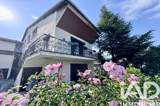  maison villars 42390