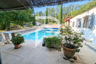  maison villecroze 83690