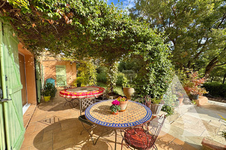  maison villecroze 83690