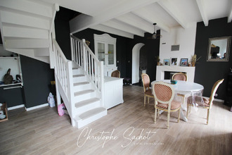  maison villefollet 79170