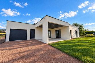  maison villemtais 42155