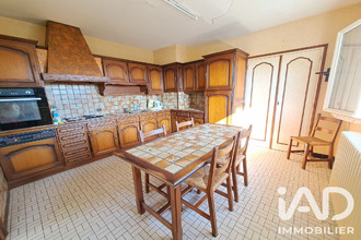  maison villeneuve-sur-allier 03460
